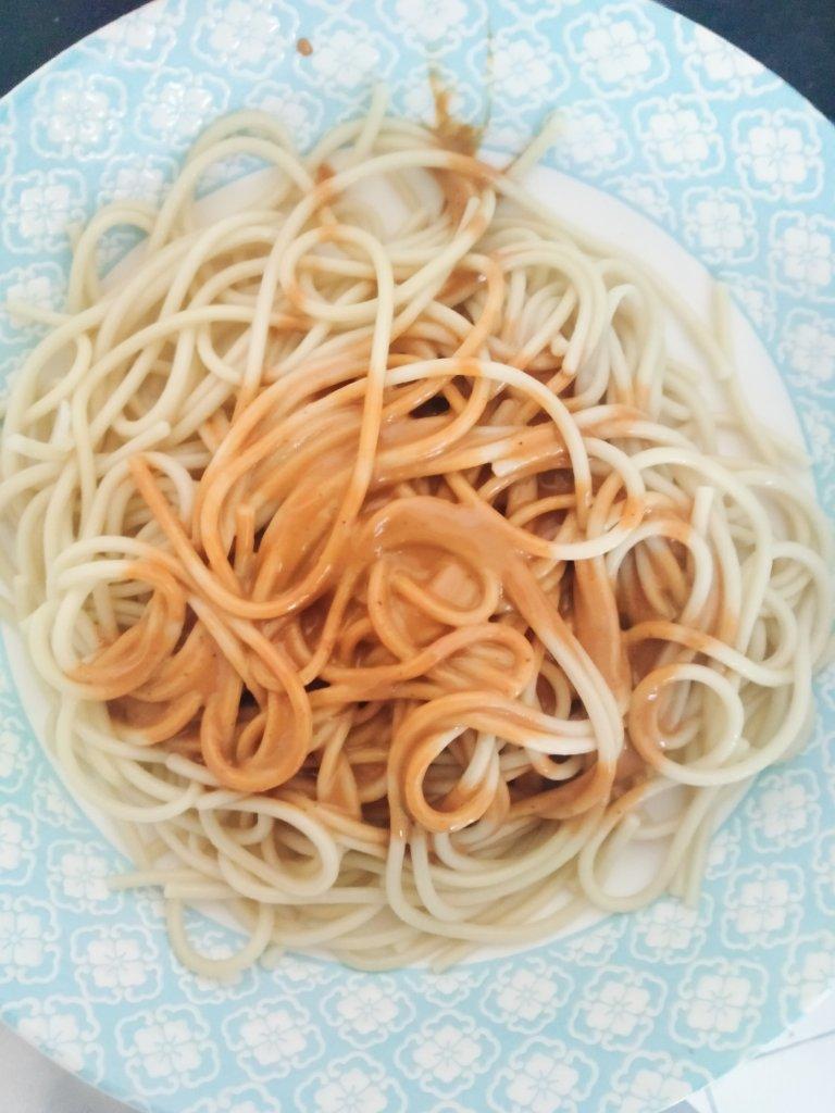 宇宙超级好吃的热干面（内附酱料做法）