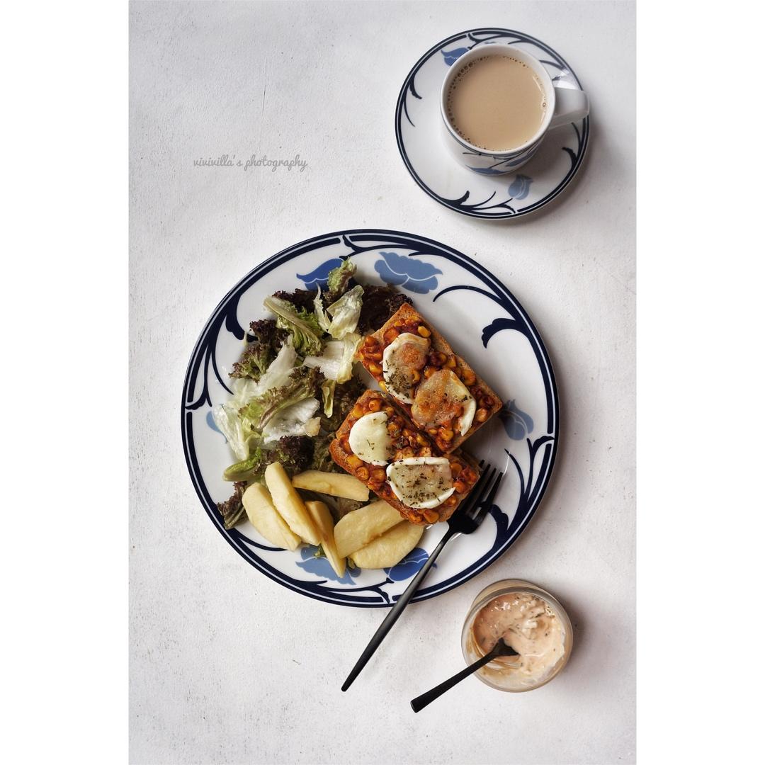 辣白菜金枪鱼玉米头爆浆三明治【健康一手握】——冷热版