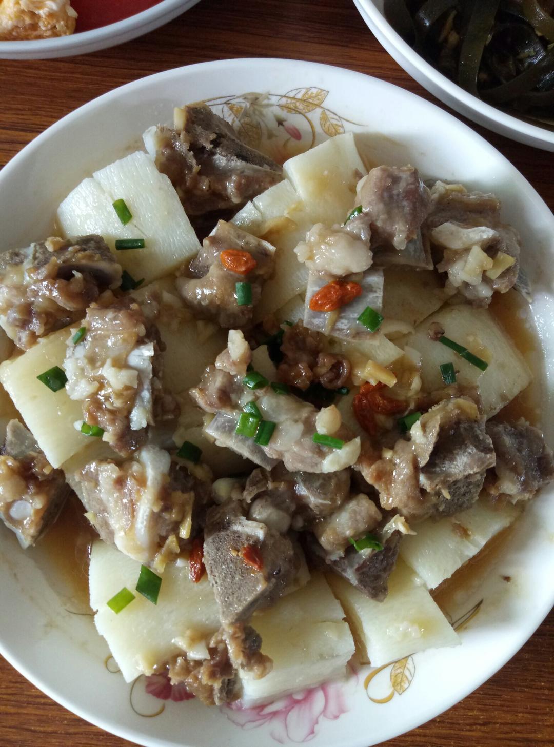 a小min做的铁棍淮山蒸排骨