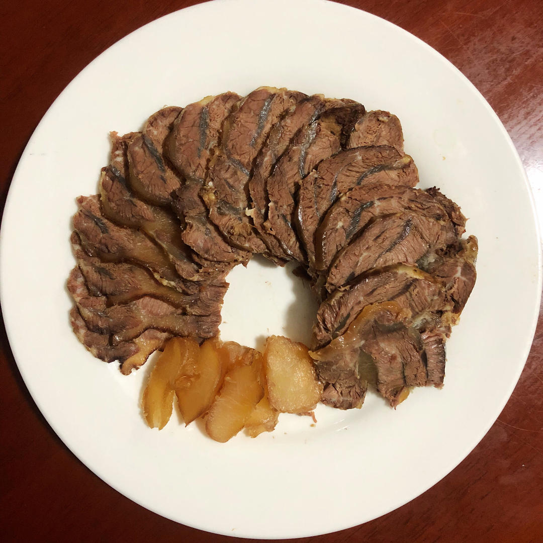 卤 牛腱子肉