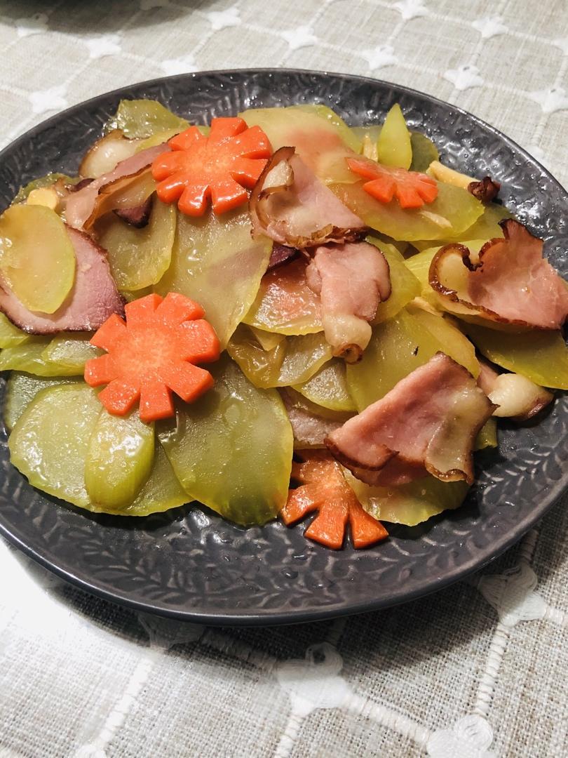 老丁的私房菜-腊肉炒莴笋