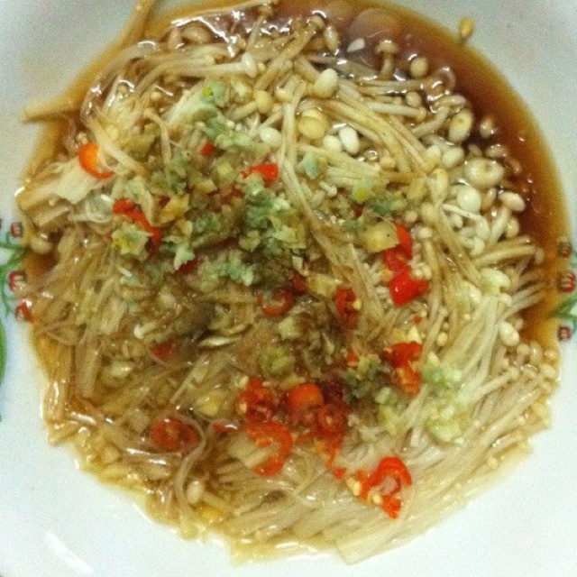蒜蓉蒸金针菇