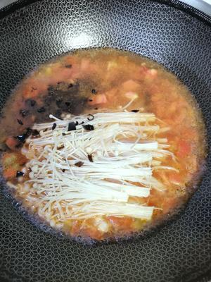番茄金针菇豆腐木耳鸡蛋汤（减脂饱腹感强）的做法 步骤3