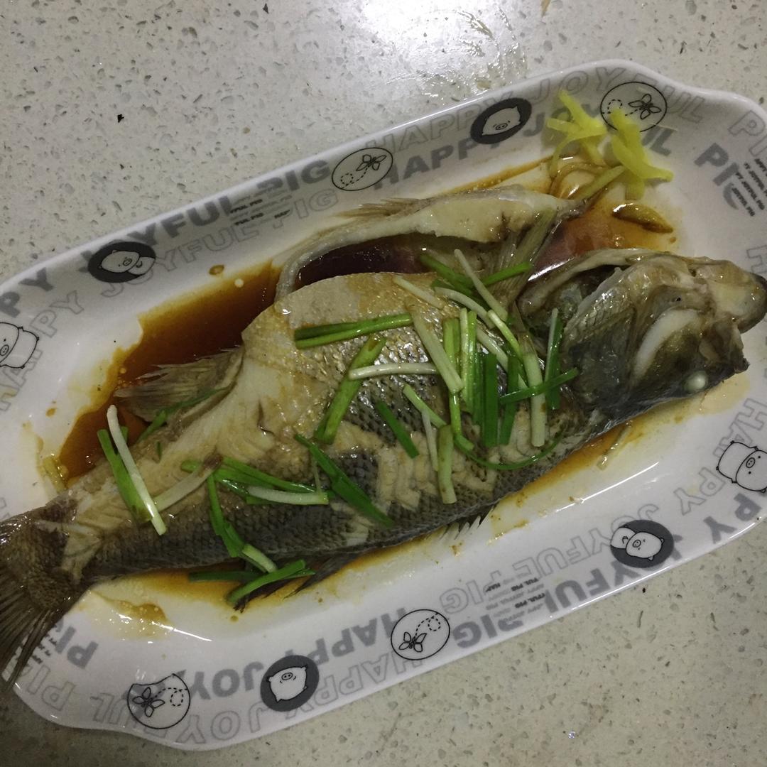 蒸鲈鱼
