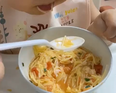 孩子爱吃的番茄大虾面的做法 步骤13