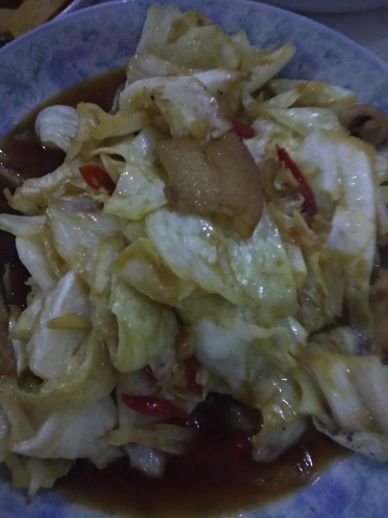 阿婆手撕包菜