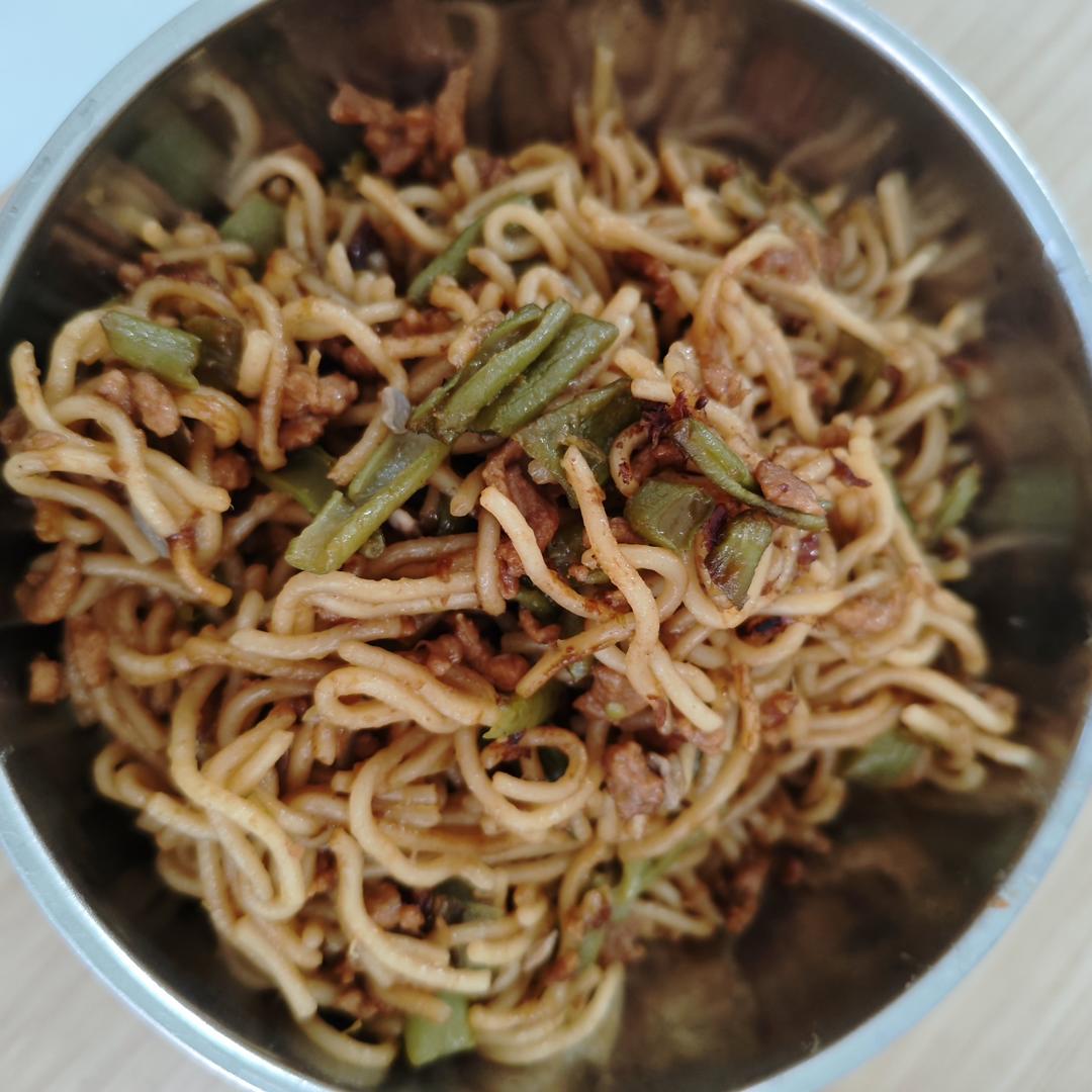 豆角焖面