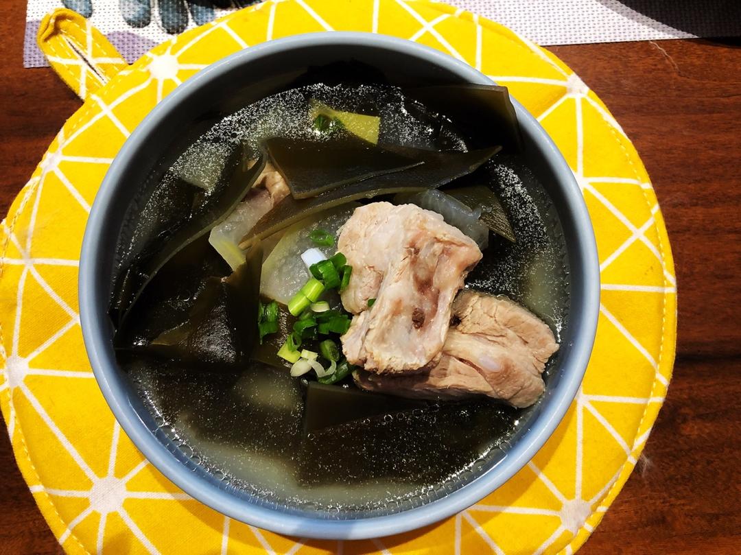 冬瓜海带排骨汤