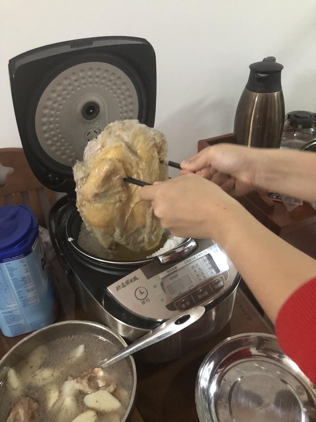 超美味的电饭煲版盐焗鸡的做法 步骤5