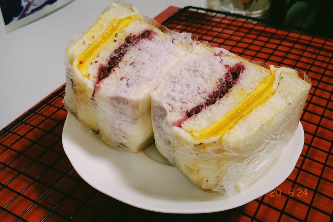 芋泥双拼三明治