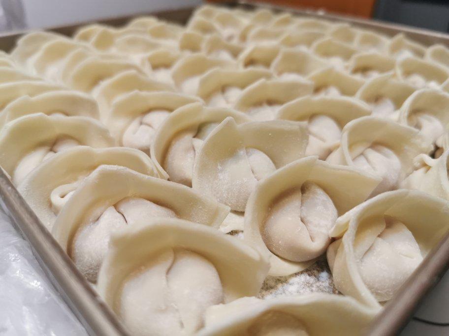 馄饨（两种包法）