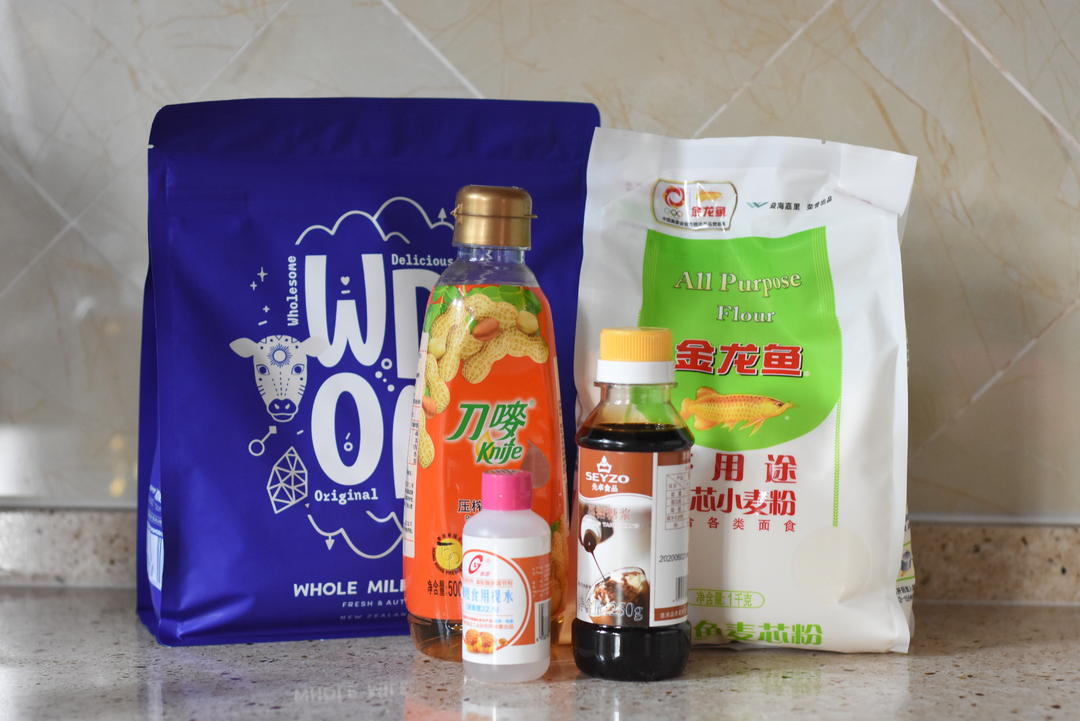 纯奶手撕吐司的做法 步骤1