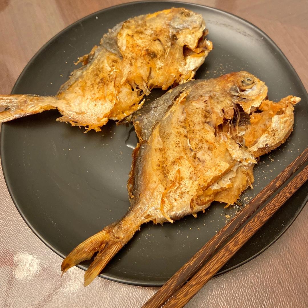 香煎小鲳鱼
