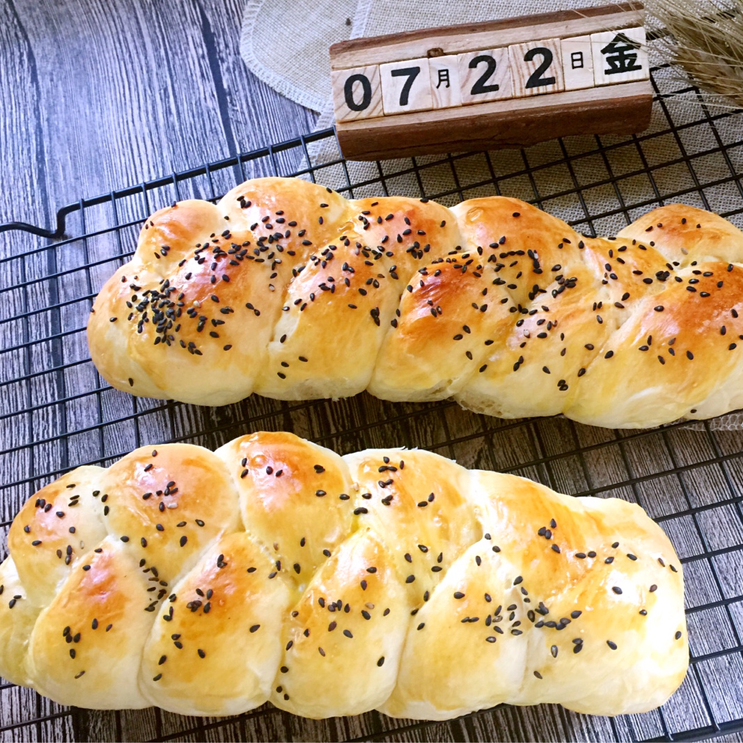 酸奶辫子面包（一次发酵）