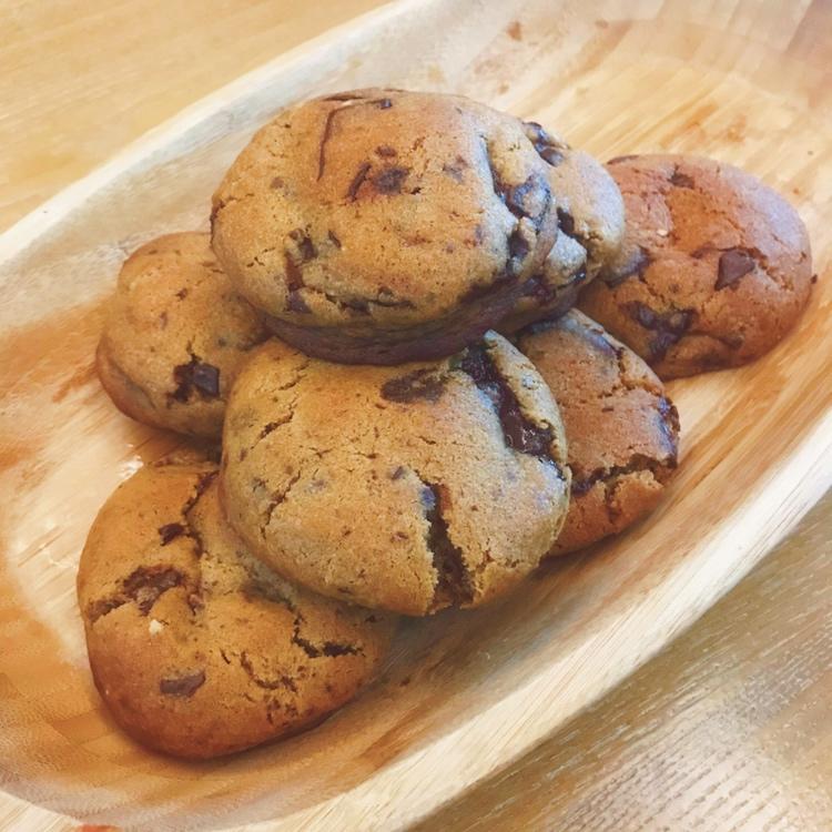 褐色黄油巧克力奇普饼干