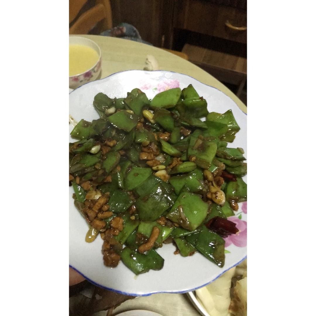 肉沫豆角下饭菜