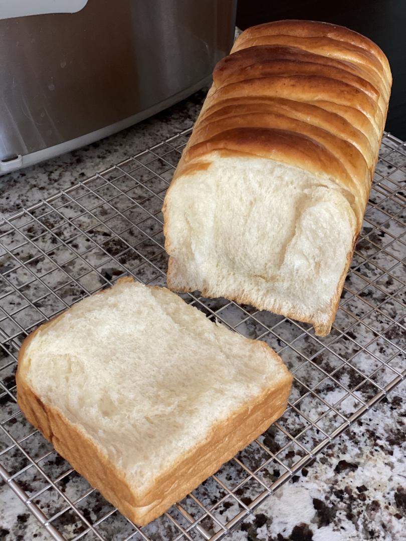 手撕蔓越莓炼乳吐司