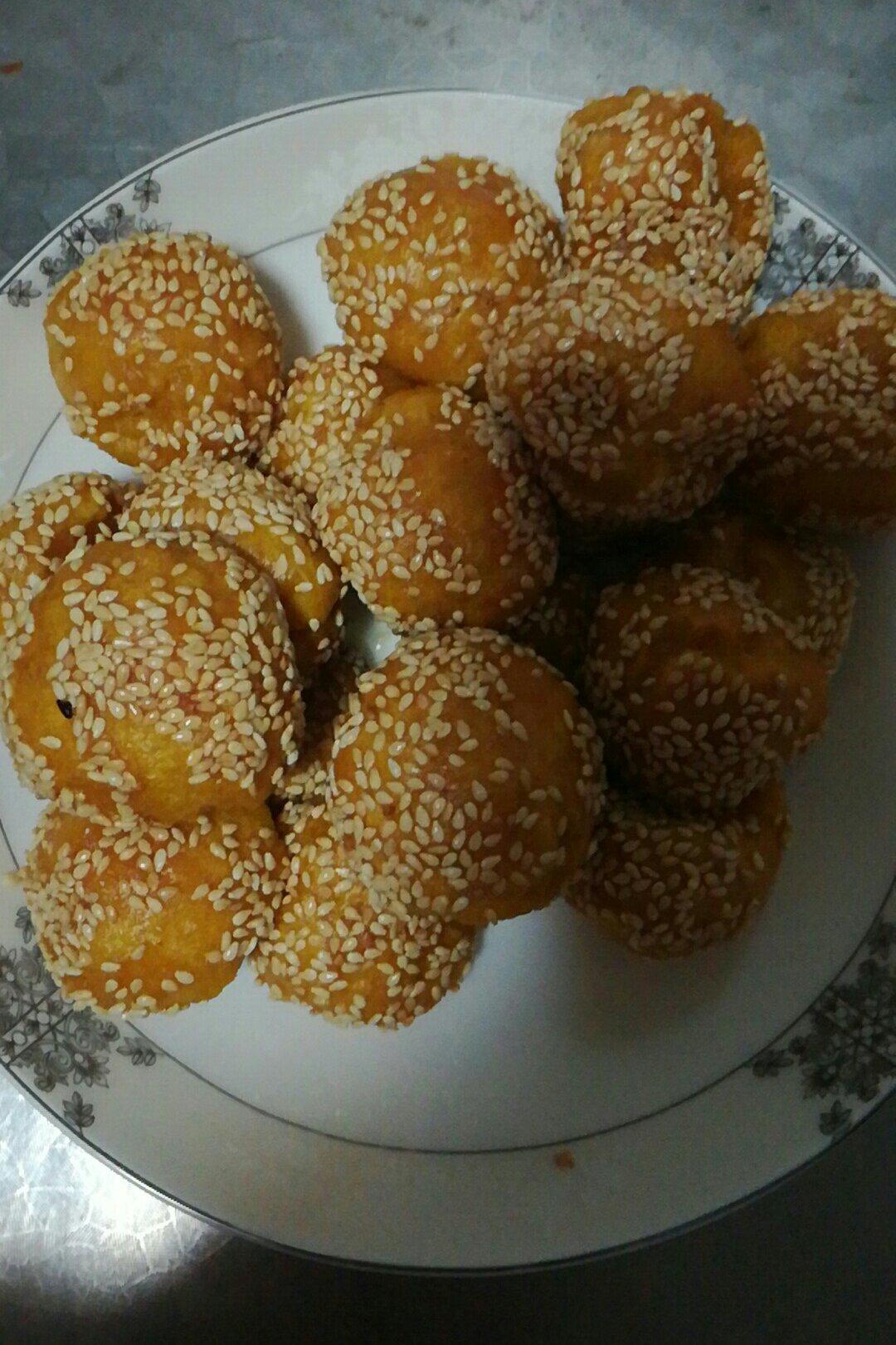 黄金球之一（南瓜芝麻球）