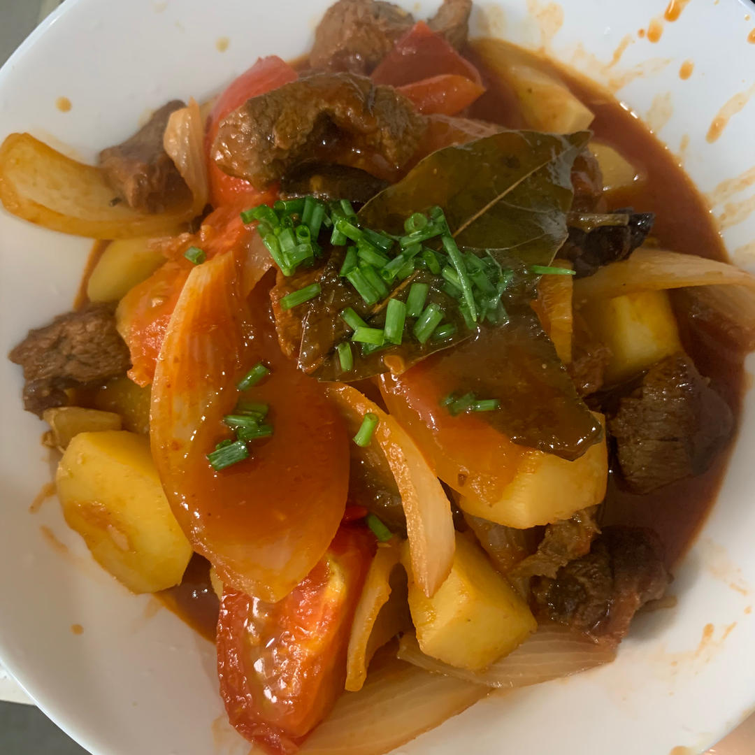 番茄土豆炖牛腩