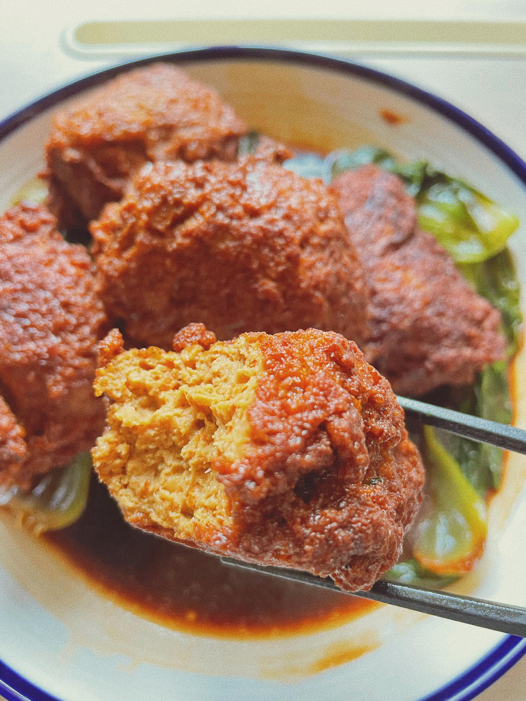 简单的红烧狮子头～拌饭太香了