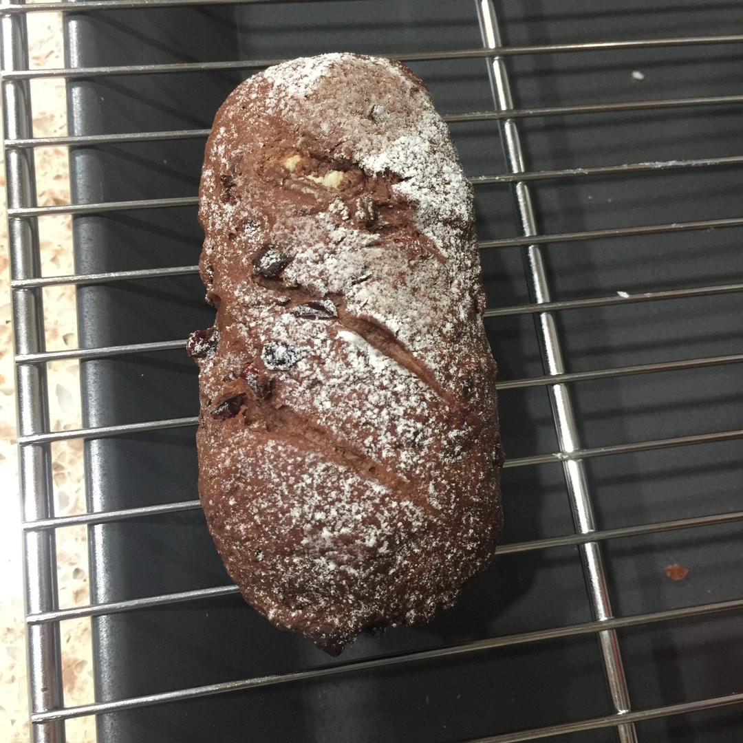 奶酪馅儿蔓越莓面包