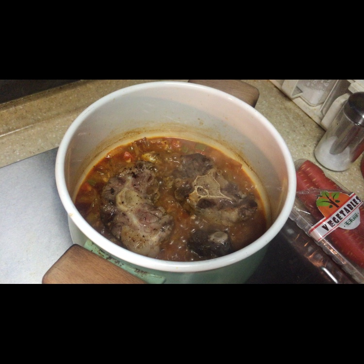 加勒比式红烩牛尾