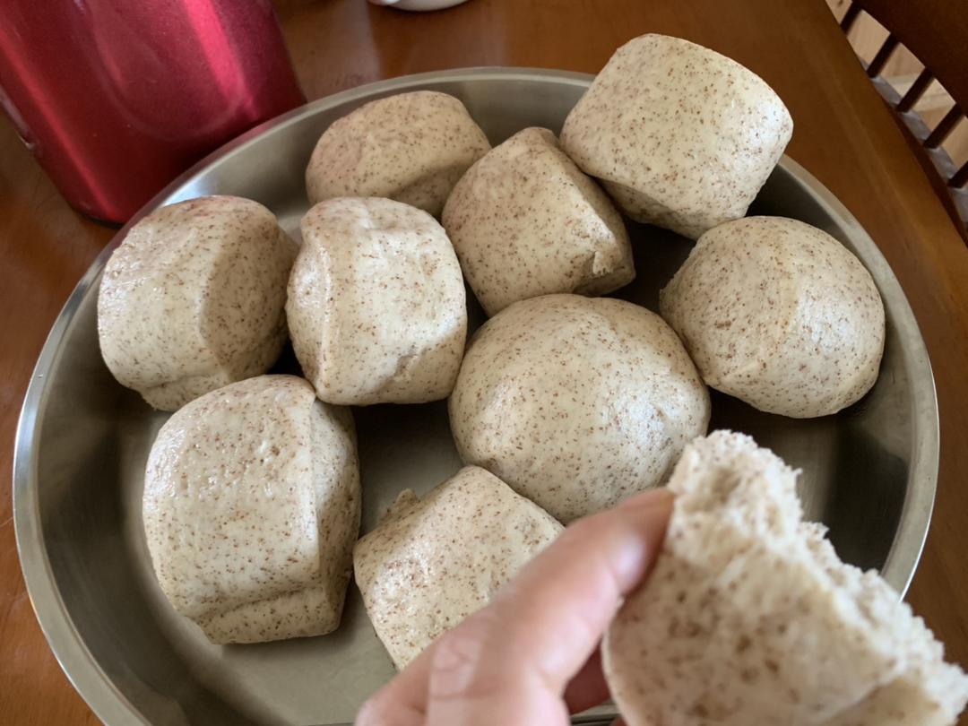 奶香黑麦炝面馒头