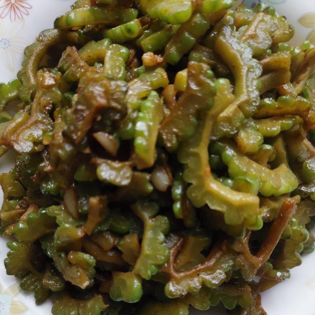 干煸苦瓜