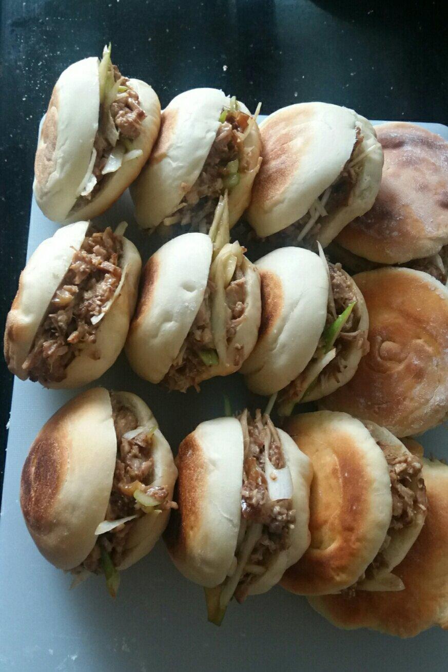 肉夹馍(白吉馍的制作)