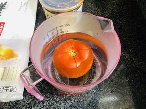 酸辣西红柿鸡蛋面的做法 步骤1