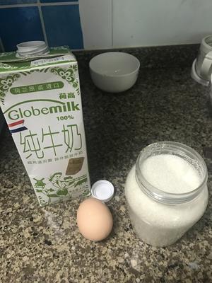 美味牛奶炖蛋（双皮奶）的做法 步骤1