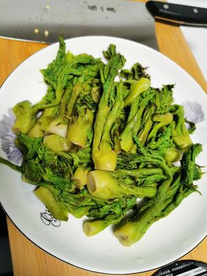东北山菜之王——刺嫩芽一菜多吃的做法 步骤1