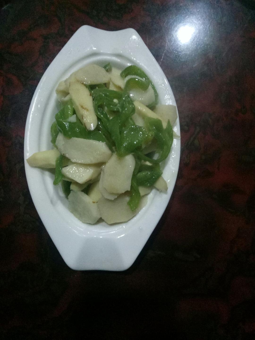 山药木耳炒青椒