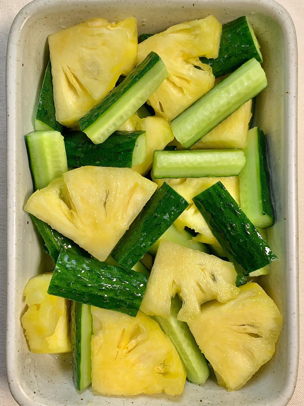 黄瓜腌菠萝的做法