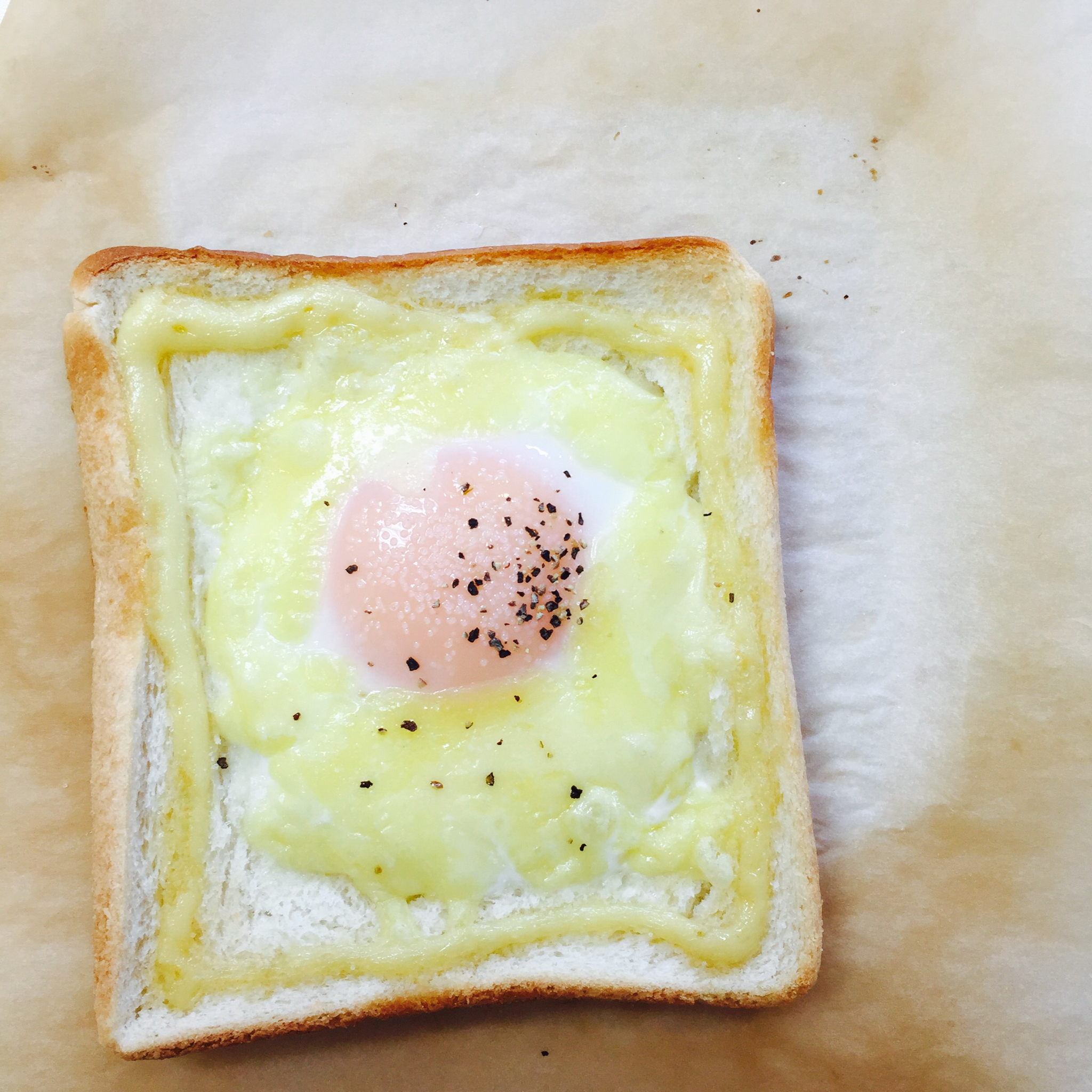 鸡蛋芝士烤吐司