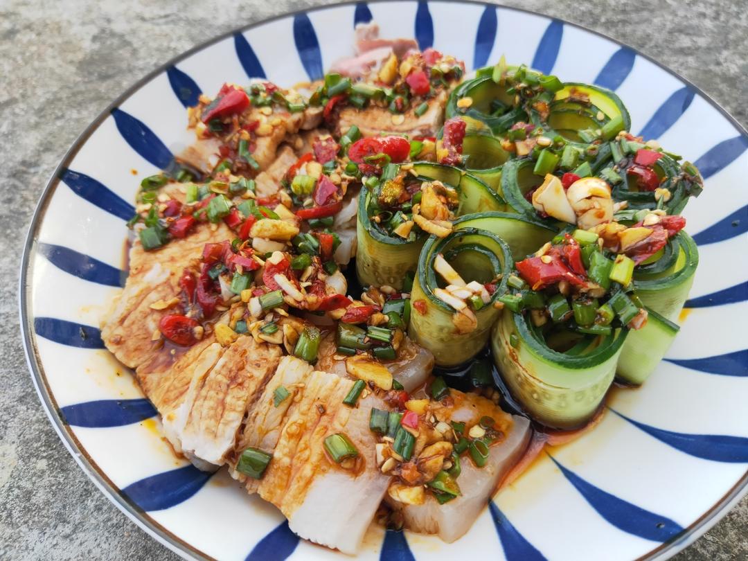 解腻的蒜泥白肉的做法