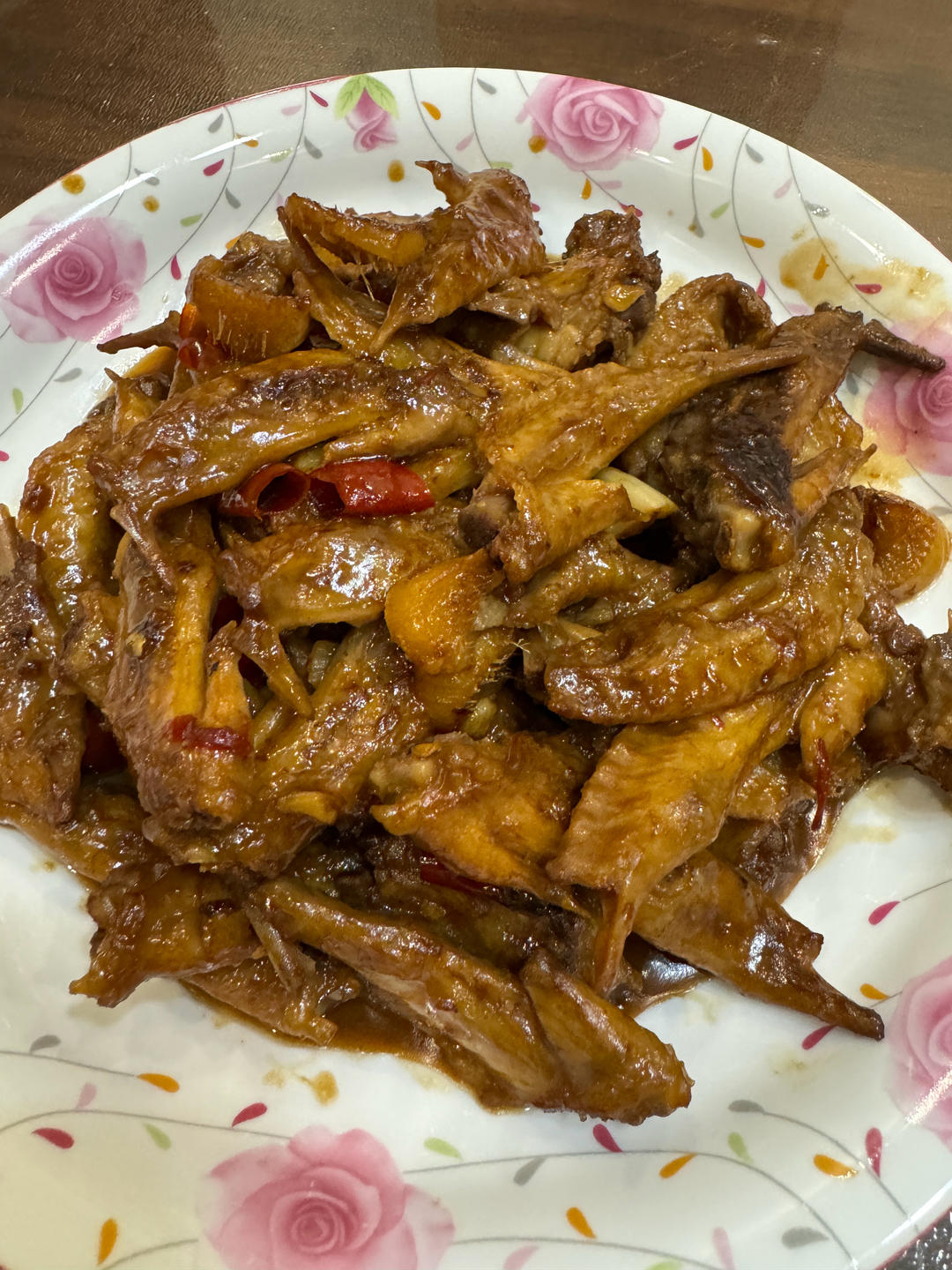 夏日里的下酒小菜—红烧鸡翅尖