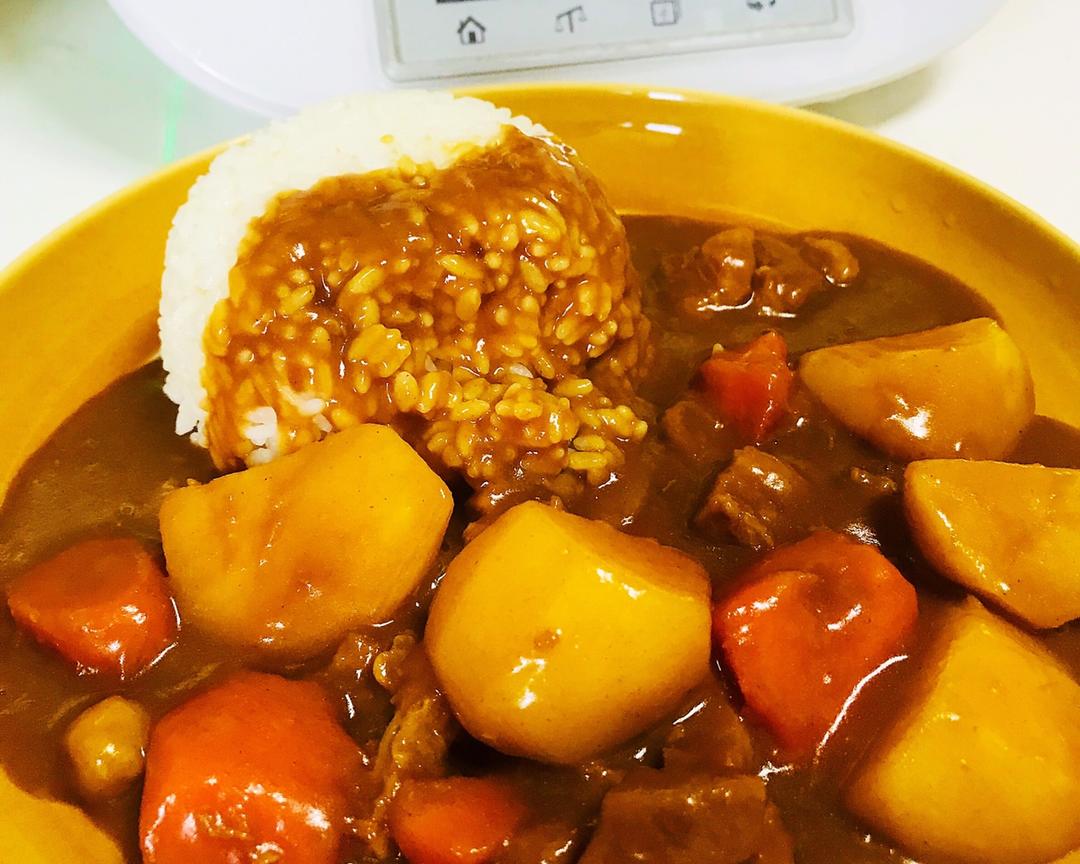 小美日式咖喱牛肉的做法