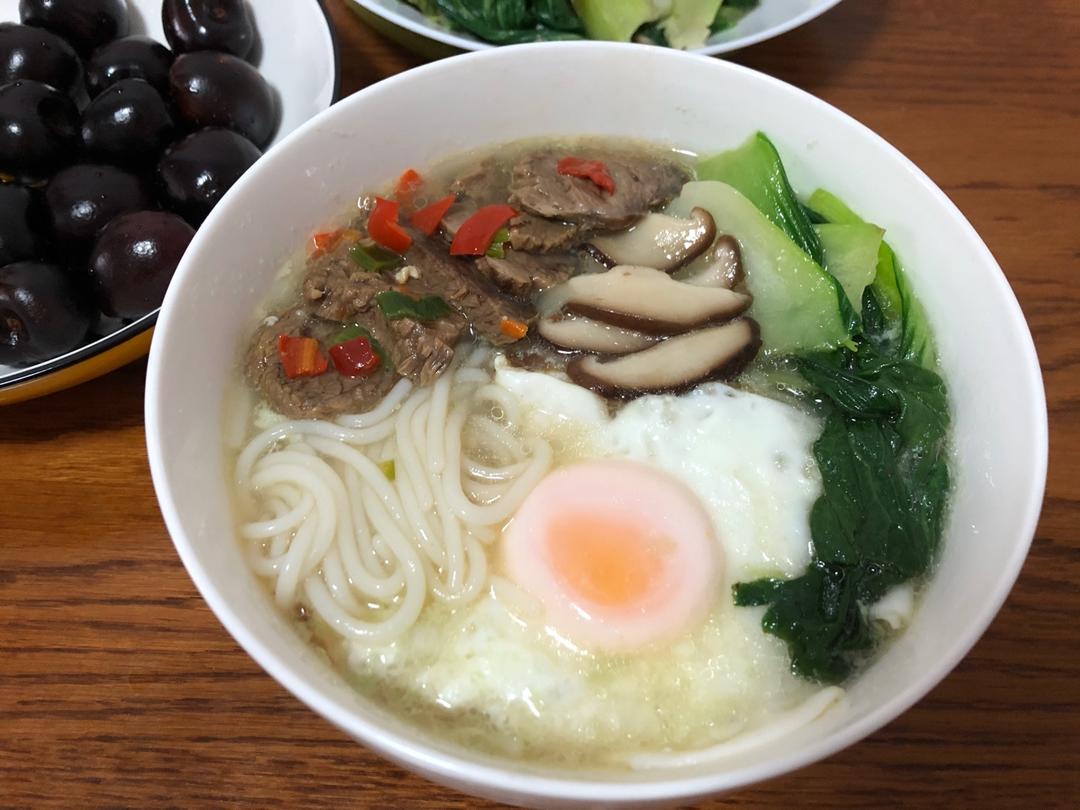 最简单的湖南早餐米粉做法