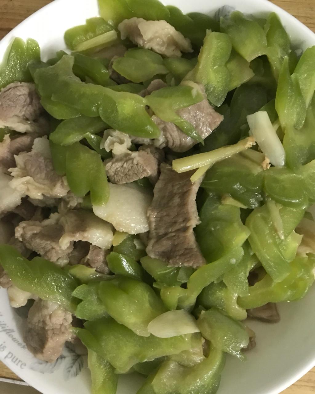 苦瓜炒肉