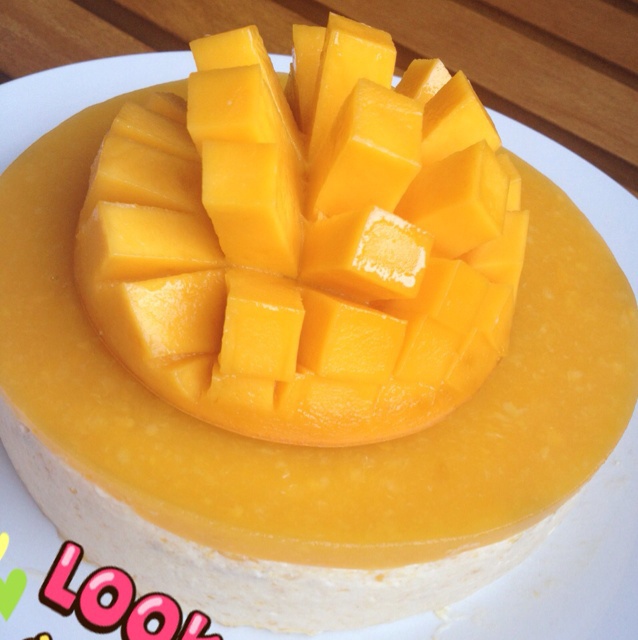 料超足的芒果慕斯蛋糕