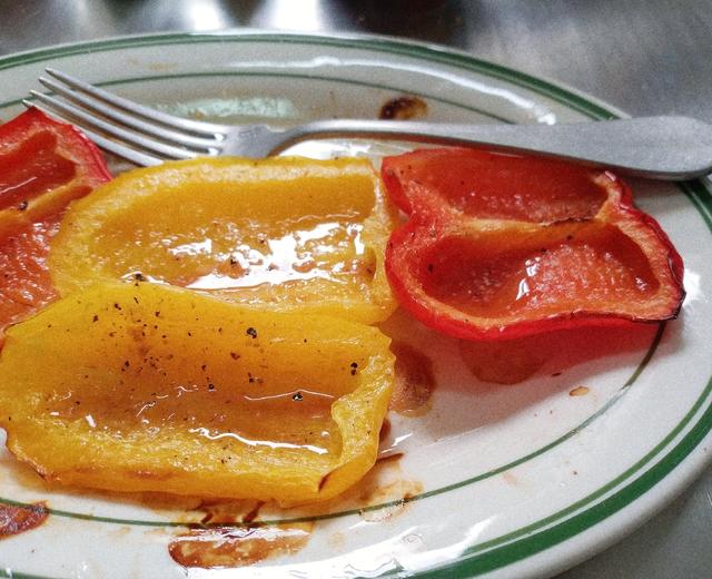 地中海风味烤甜椒 只要烤箱不要技巧 甜美软糯的做法