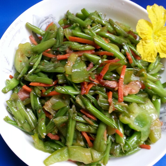 空心菜:爆炒菜叶，爆炒菜梗（节俭版）