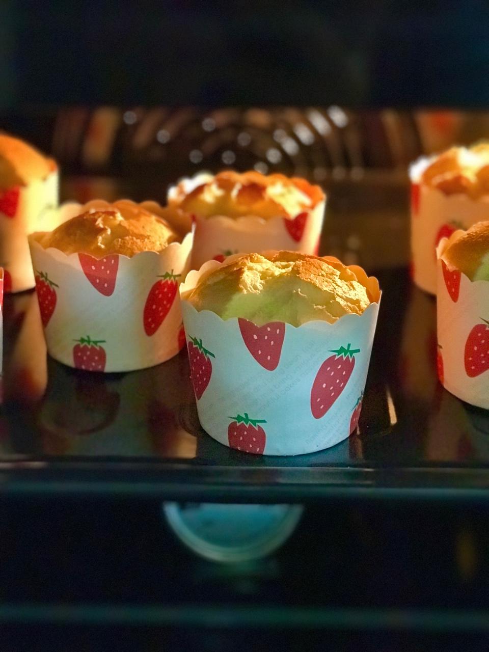 不回缩杯子蛋糕cupcake