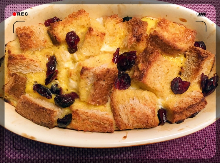 酒酿烤面包布丁