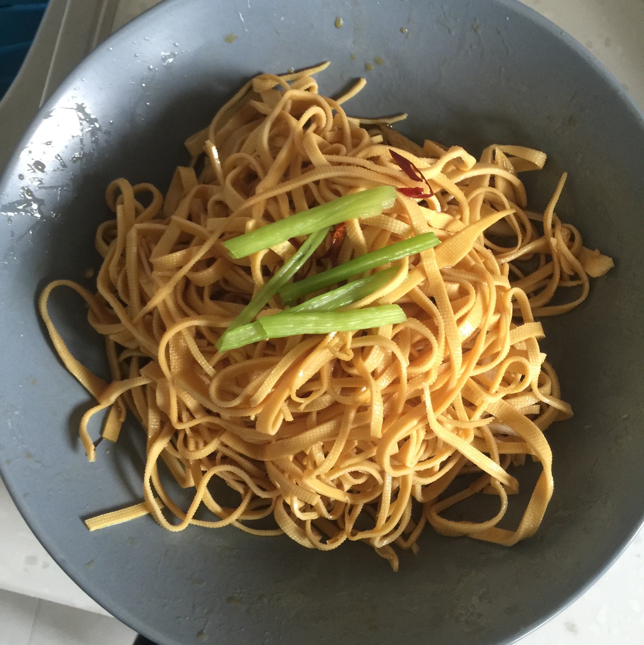 葱油豆腐皮