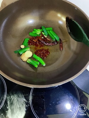 回锅肉炒有机花菜