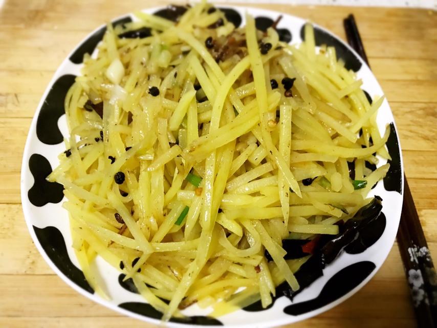xiceblue做的炝炒豆豉麻椒土豆丝