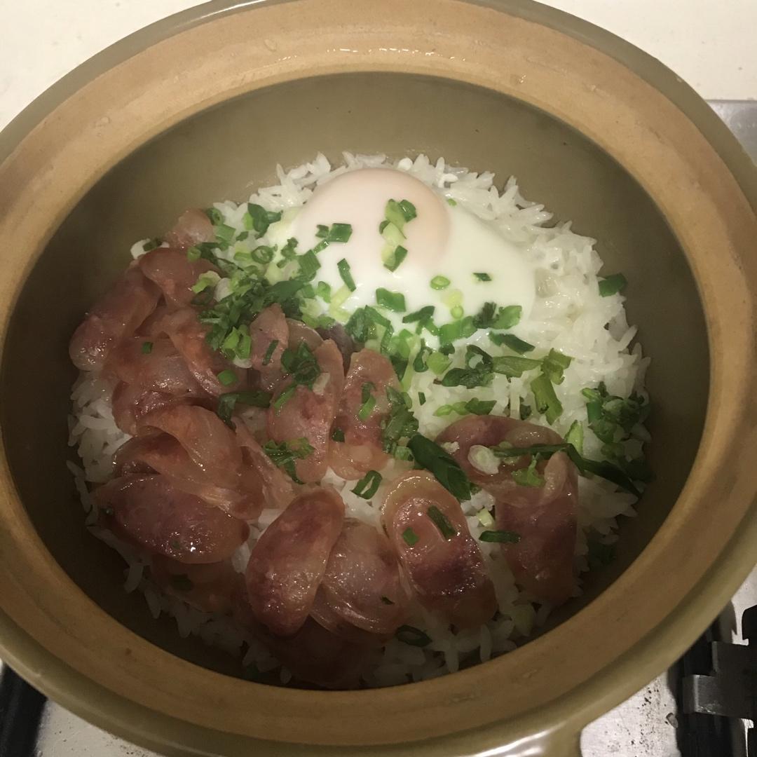 香肠煲仔饭