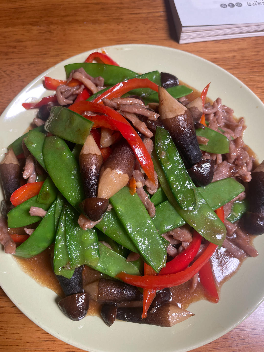鸡枞菌炒肉丝（饭店厨师推荐的做法~）